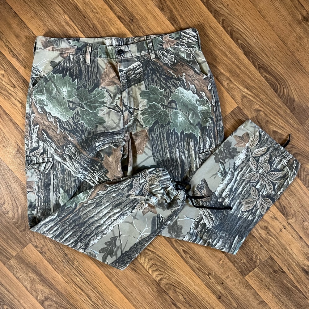 Realtree Liberty Vintage Camo 6 Pocket Cargo Pants